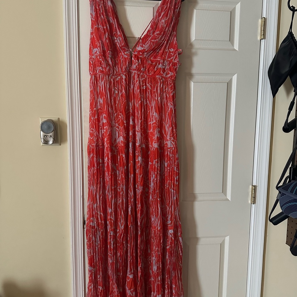 Astr Red Sleeveless V-Neck Maxi Dress